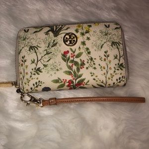 Authentic Tory Burch Wristlet